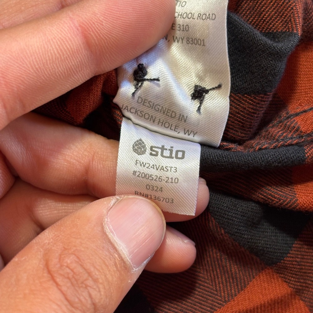 Stio Mens Orange Black Plaid Lightweight Flannel Shirt Button Up Long Sleeve S‎ - Picture 7 of 11